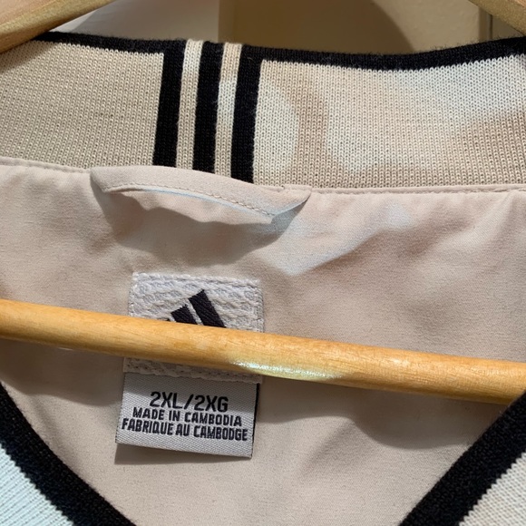 NEW - Adidas Pull Over Windbreaker - Picture 3 of 8